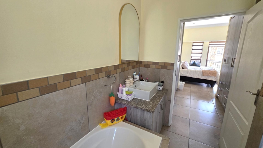 To Let 1 Bedroom Property for Rent in Melodie North West